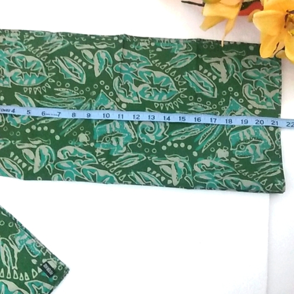 PETER HOE Decorative Table Napkins and Ring Holders 4 Pc Set Green  21"x21" NWOT - Picture 9 of 9